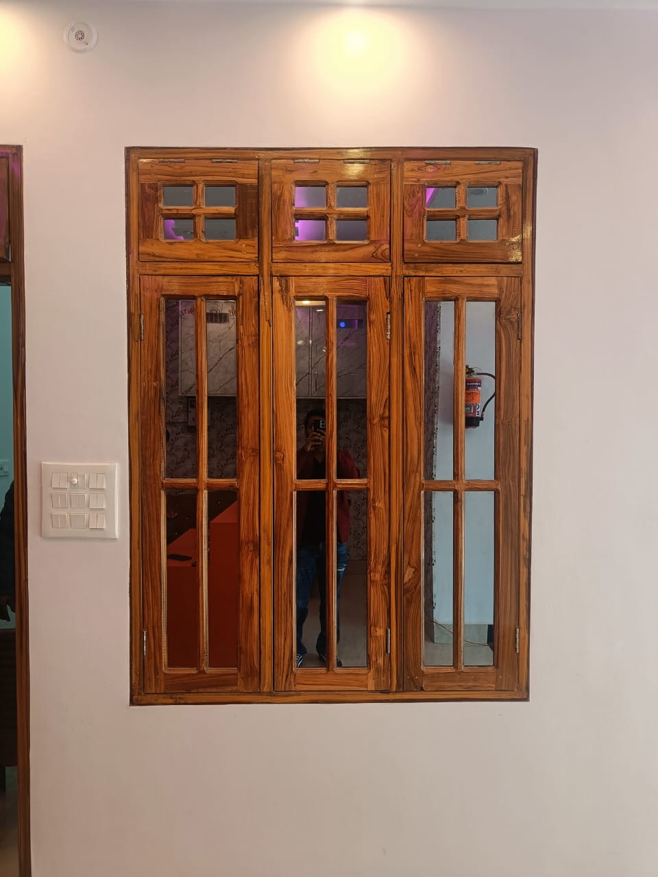 White PPGI window